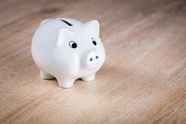 Festgeld Vergleich - Sparzinsen gebunden 18 piggy bank 1595992 640 1